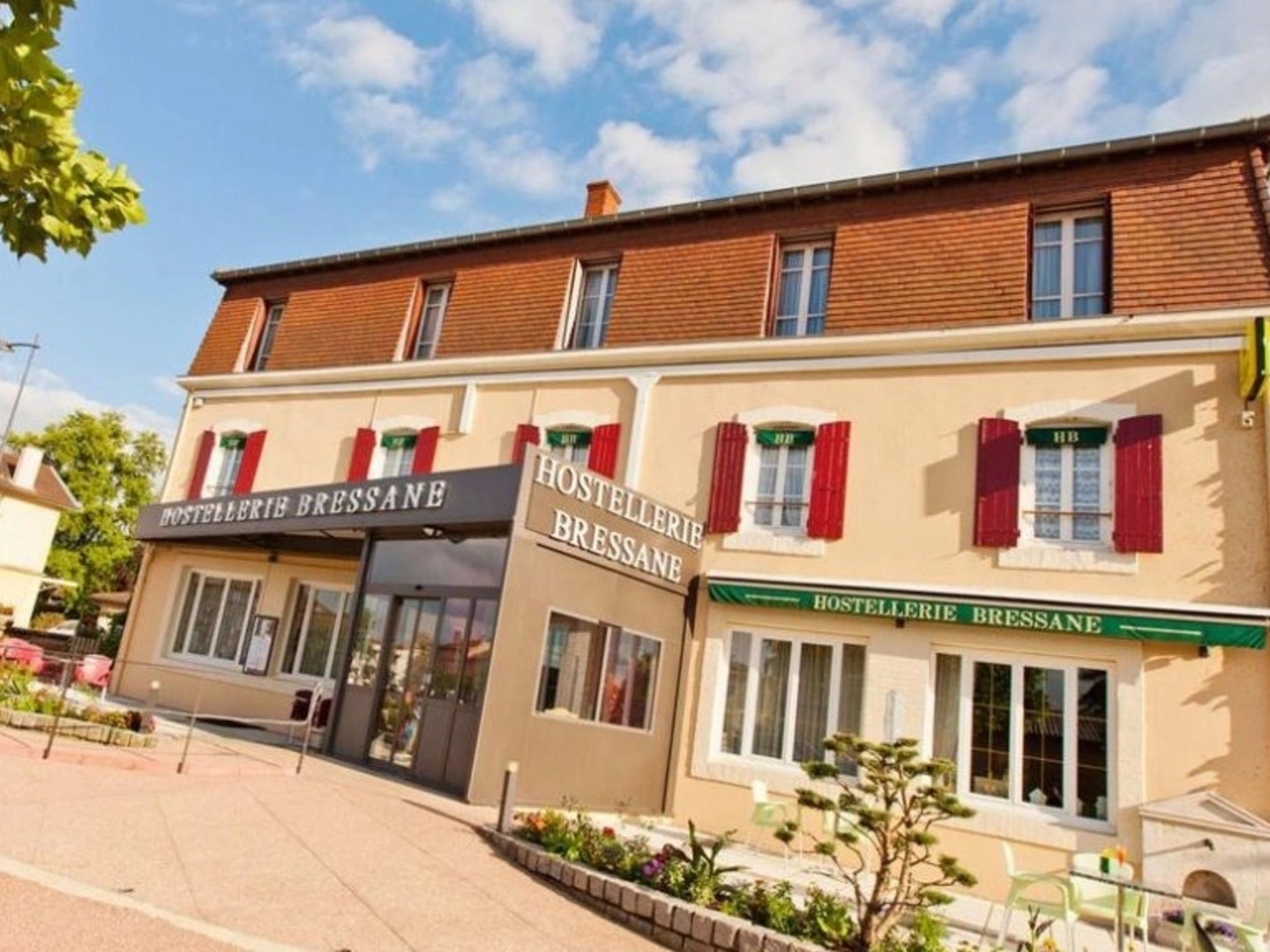 Magasin à vendre - 17 pièces - 2000m2 - Cuisery (71290)