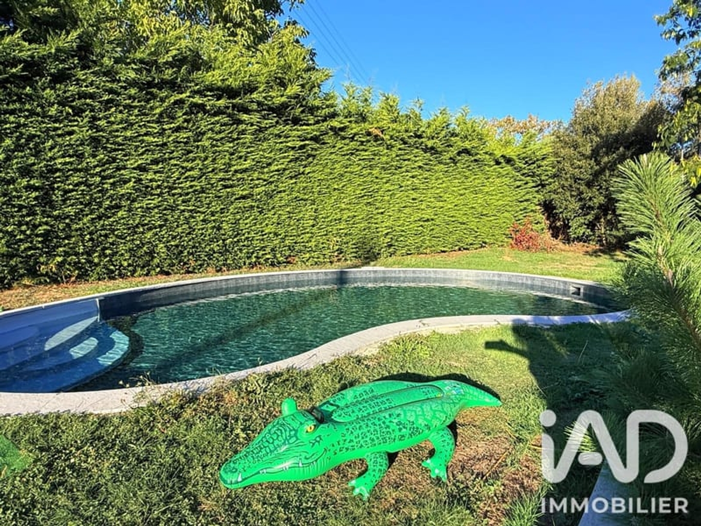 Maison à vendre - 6 pièces - 121m2 - La Roche-Sur-Yon (85000)