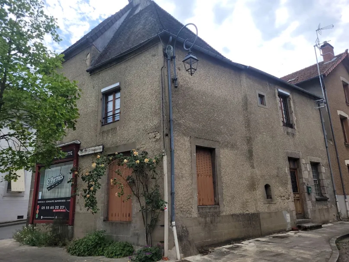 Appartement à vendre - 6 pièces - 142m2 - Boussac (23600)
