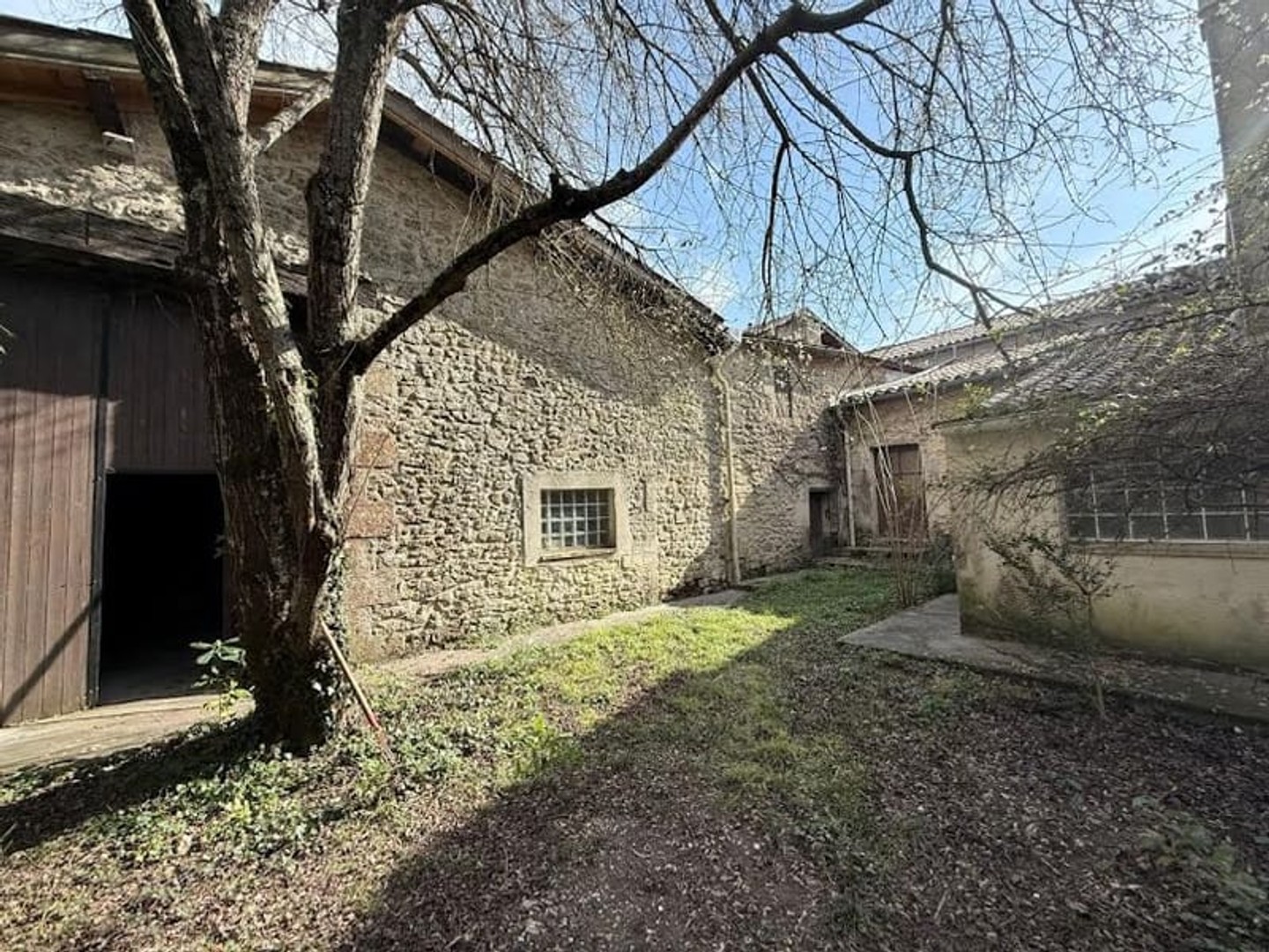 Maison 7 pièces 290 m²