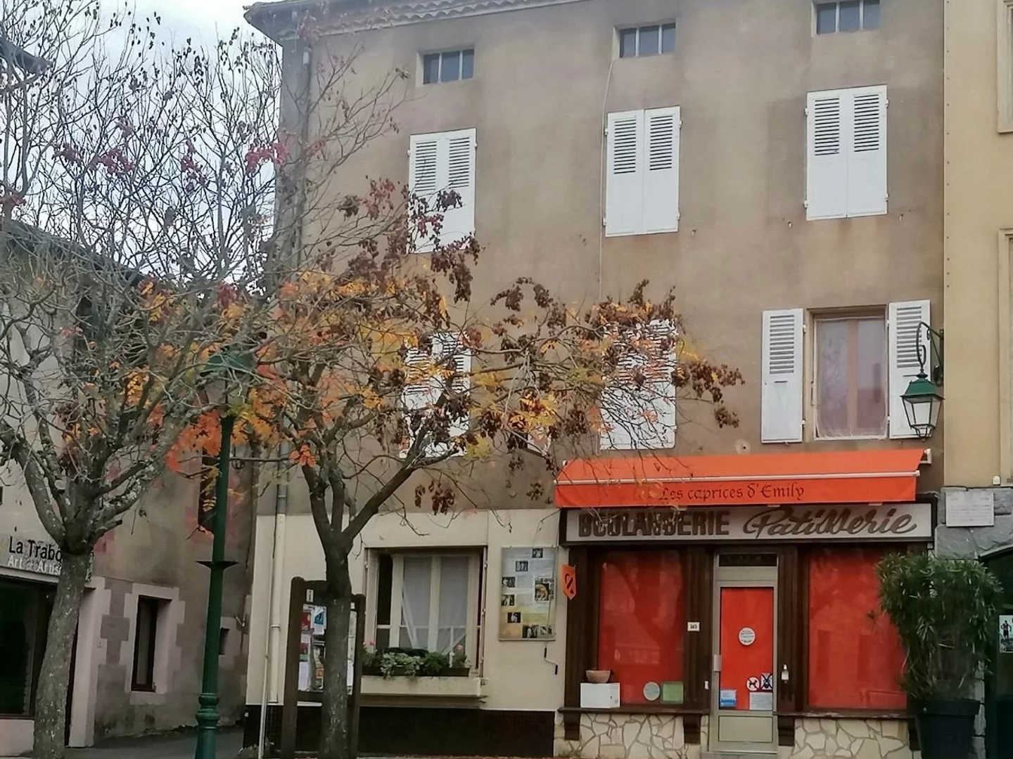 Immeuble à vendre - 13 pièces - 289m2 - Désaignes (07570)
