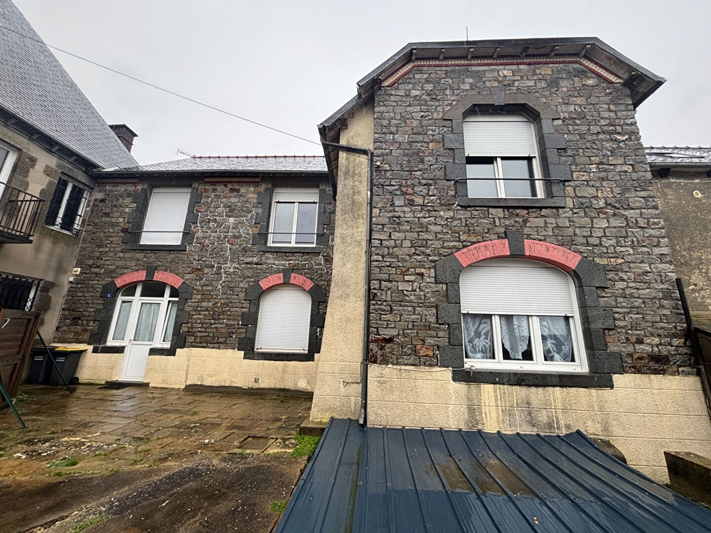 A VENDRE - Immeuble à vendre à Merdrignac
