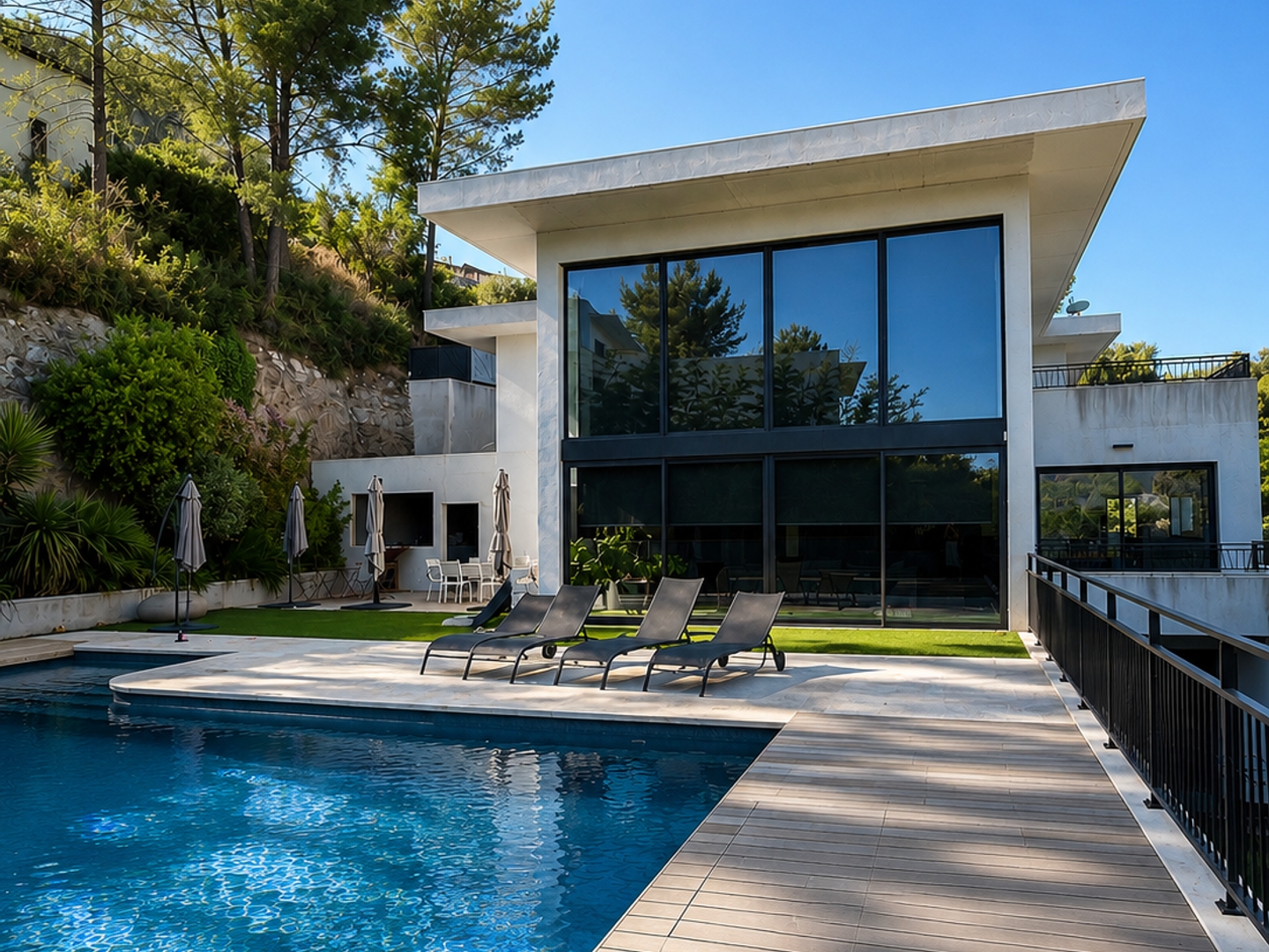 Maison 6 pièces 395 m²