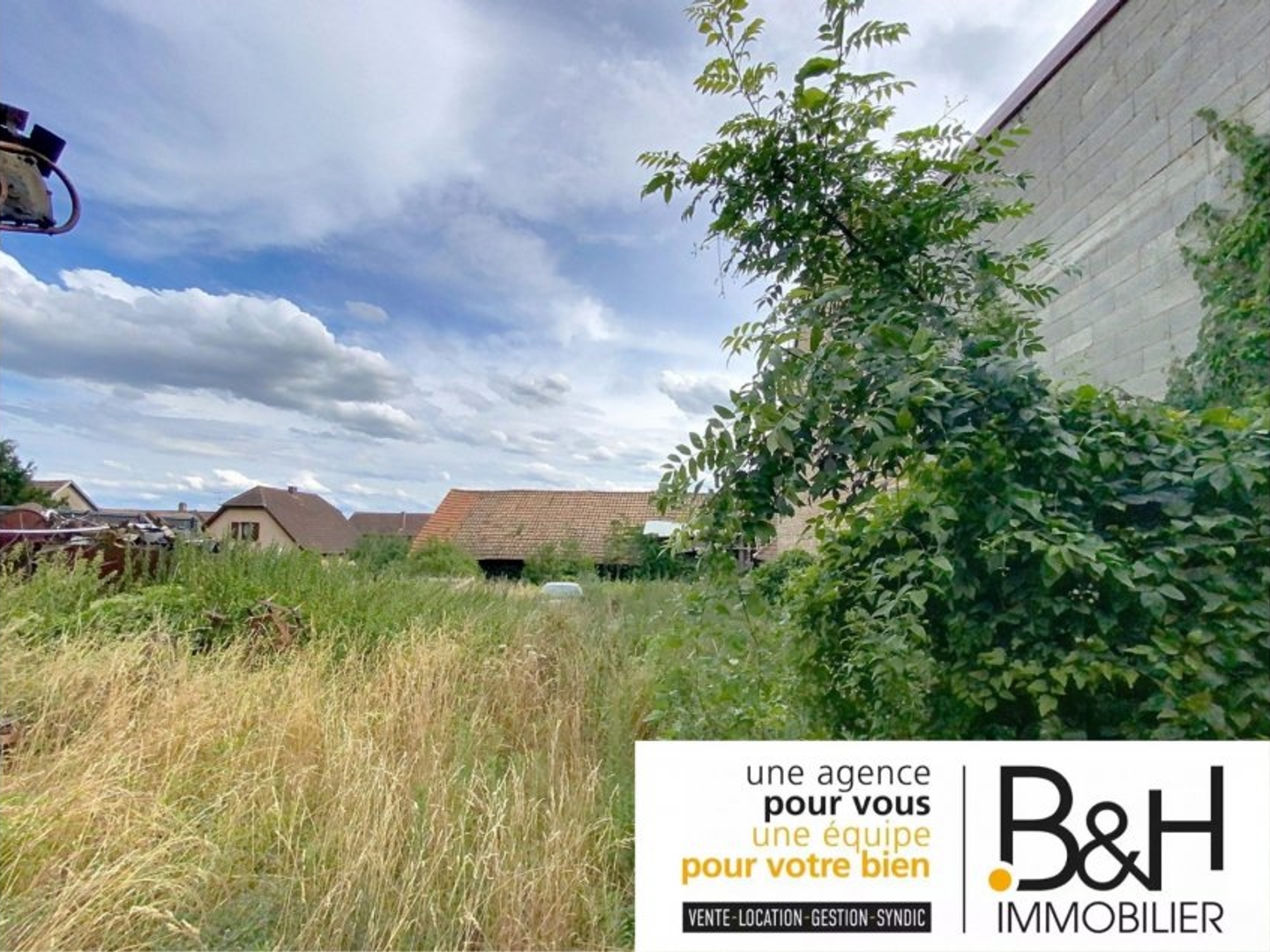 Terrain 1106 m²