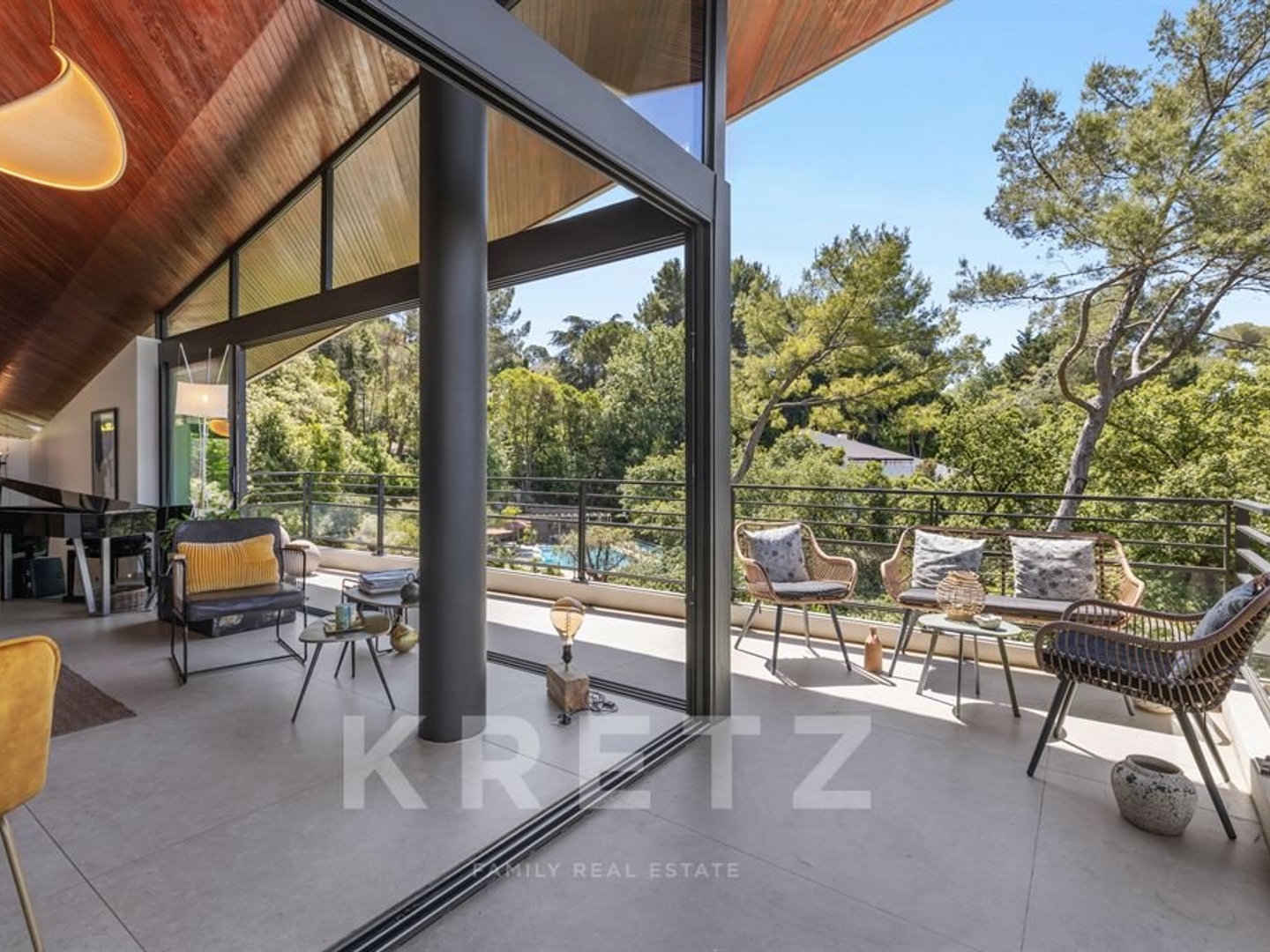 Maison à vendre - 7 pièces - 245m2 - Mougins (06250)