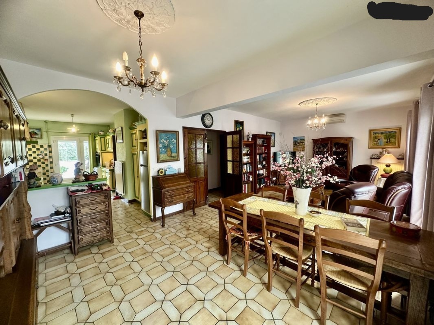 Maison à vendre - 5 pièces - 131m2 - Arles (13280)