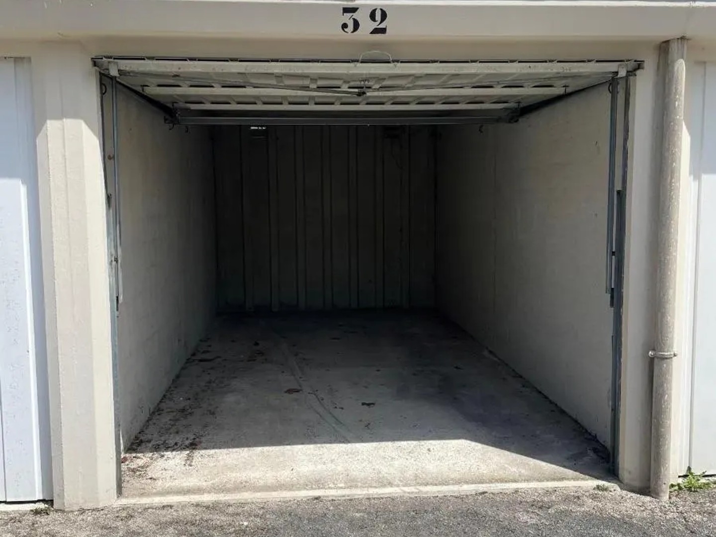 Parking / garage / box à vendre - Fontaine-Lès-Dijon (21121)