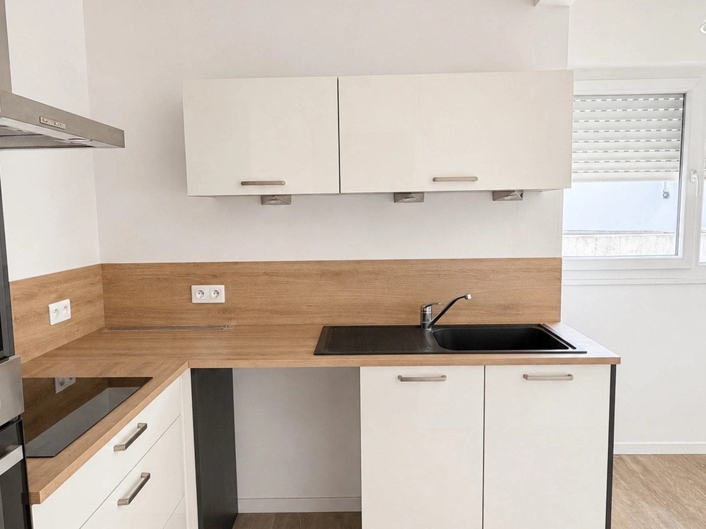 APPARTEMENT CLIMATISÉ AVEC TERRASSE - CENTRE VILLE