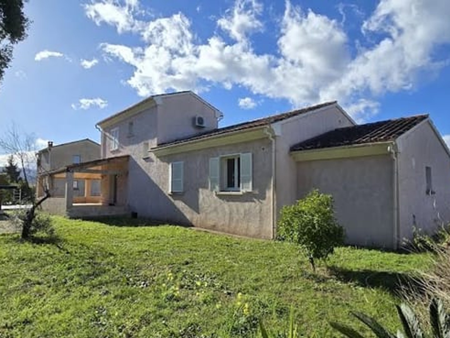 Villa 4 pièces 130 m²