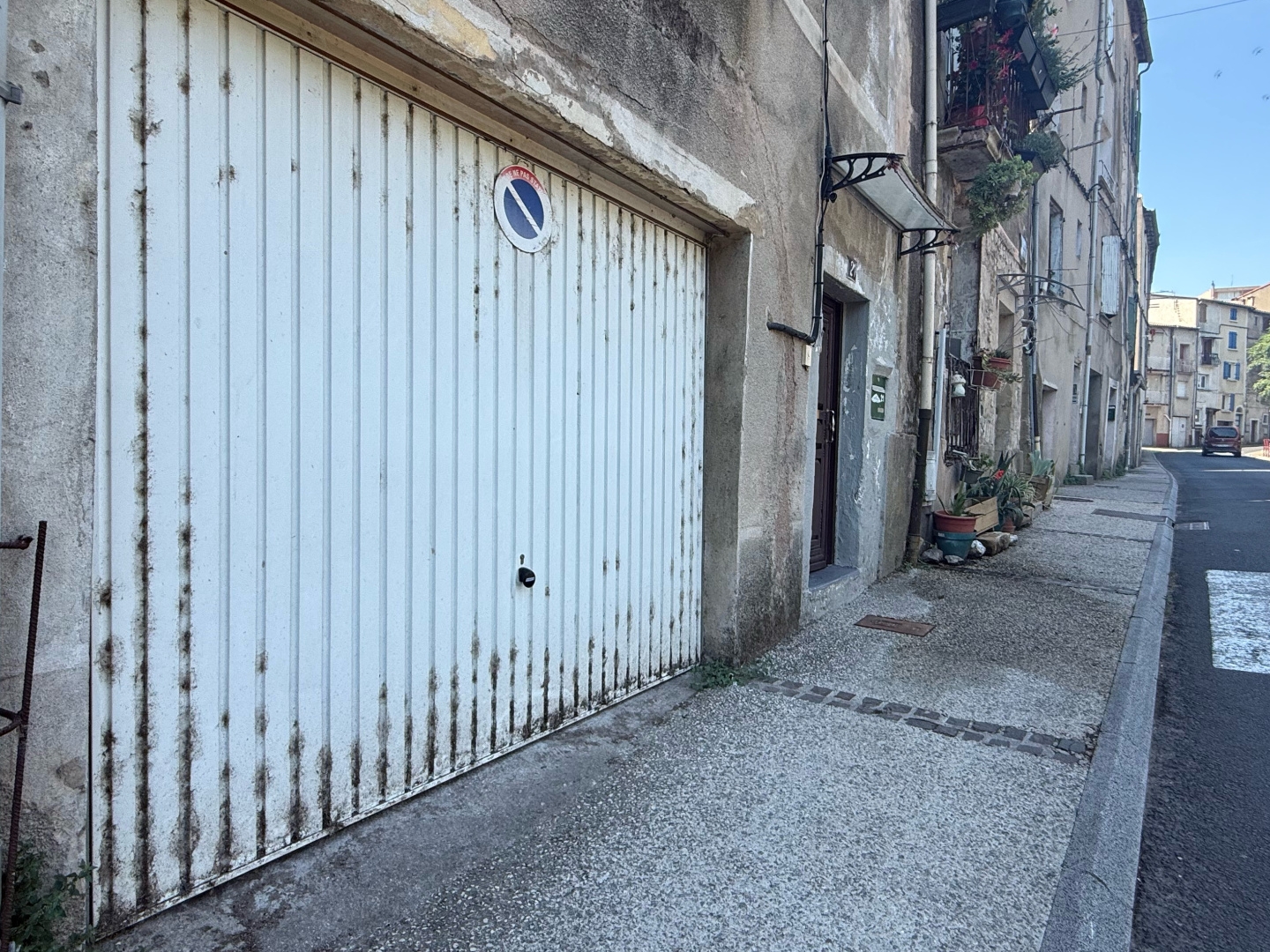 Parking / garage / box à vendre - 20m2 - Lodève (34700)