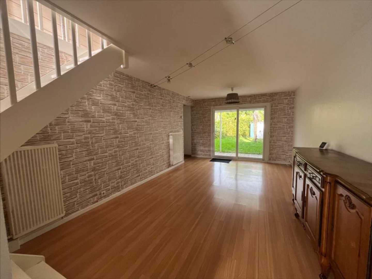 A Vendre SECLIN maison de lotissment 3 chres jardin - garage