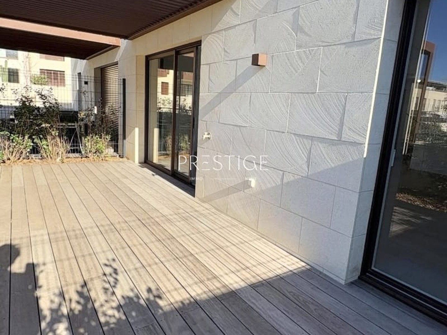MAISON CASTRIES VUE PARC T4 110 M2
