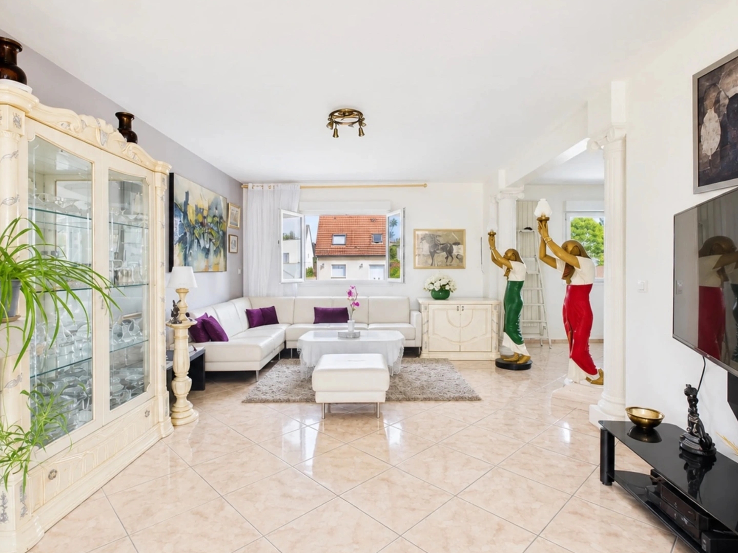 Maison 10 pièces 303 m²