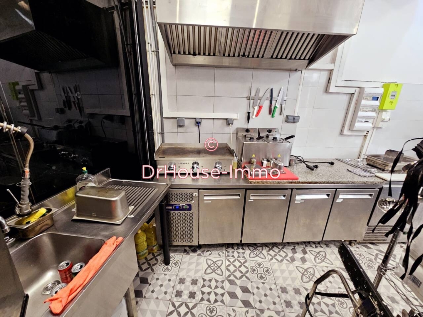 Magasin à vendre - 35m2 - Paris 15e (75015)