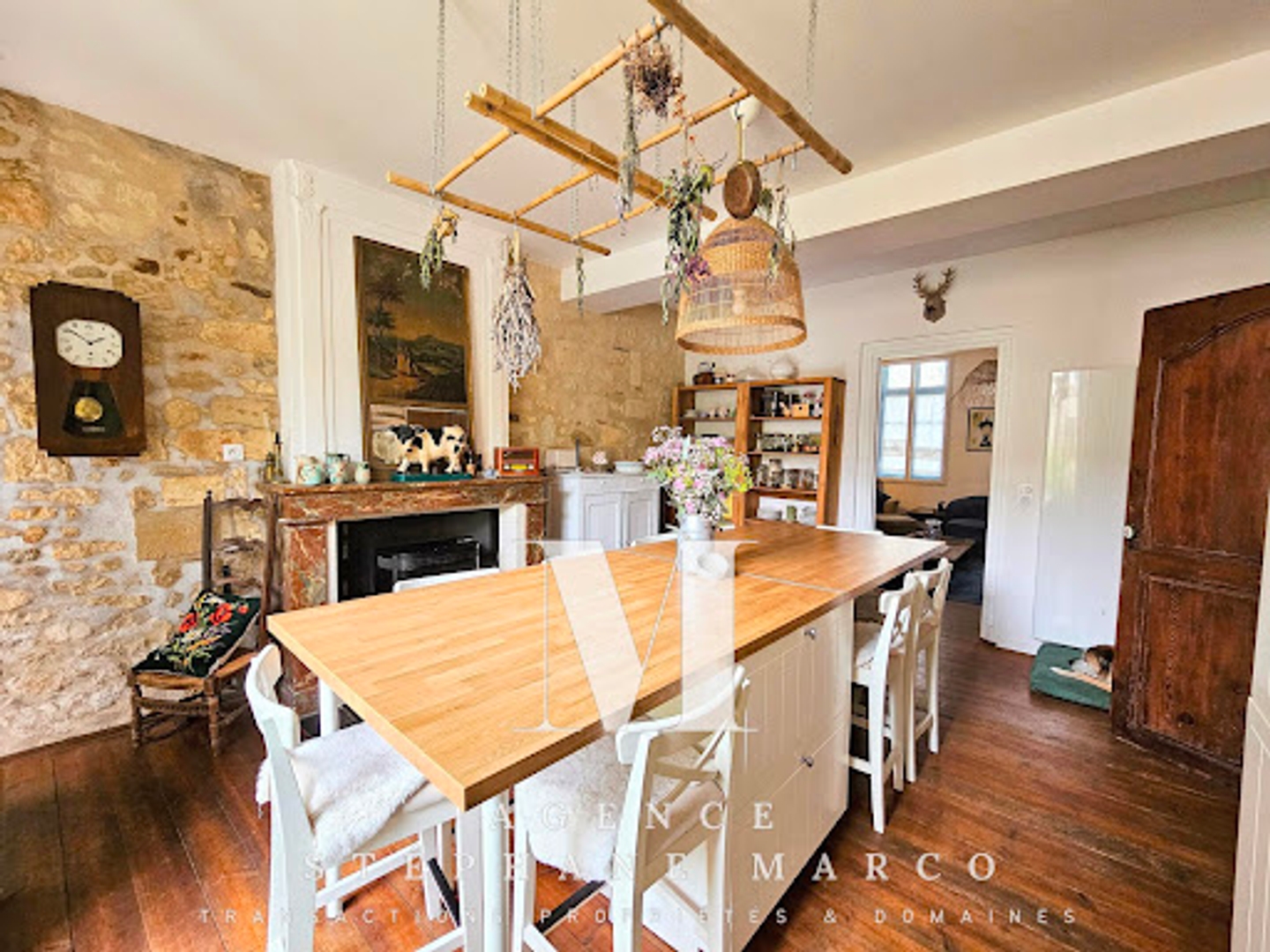Maison 8 pièces 179 m²