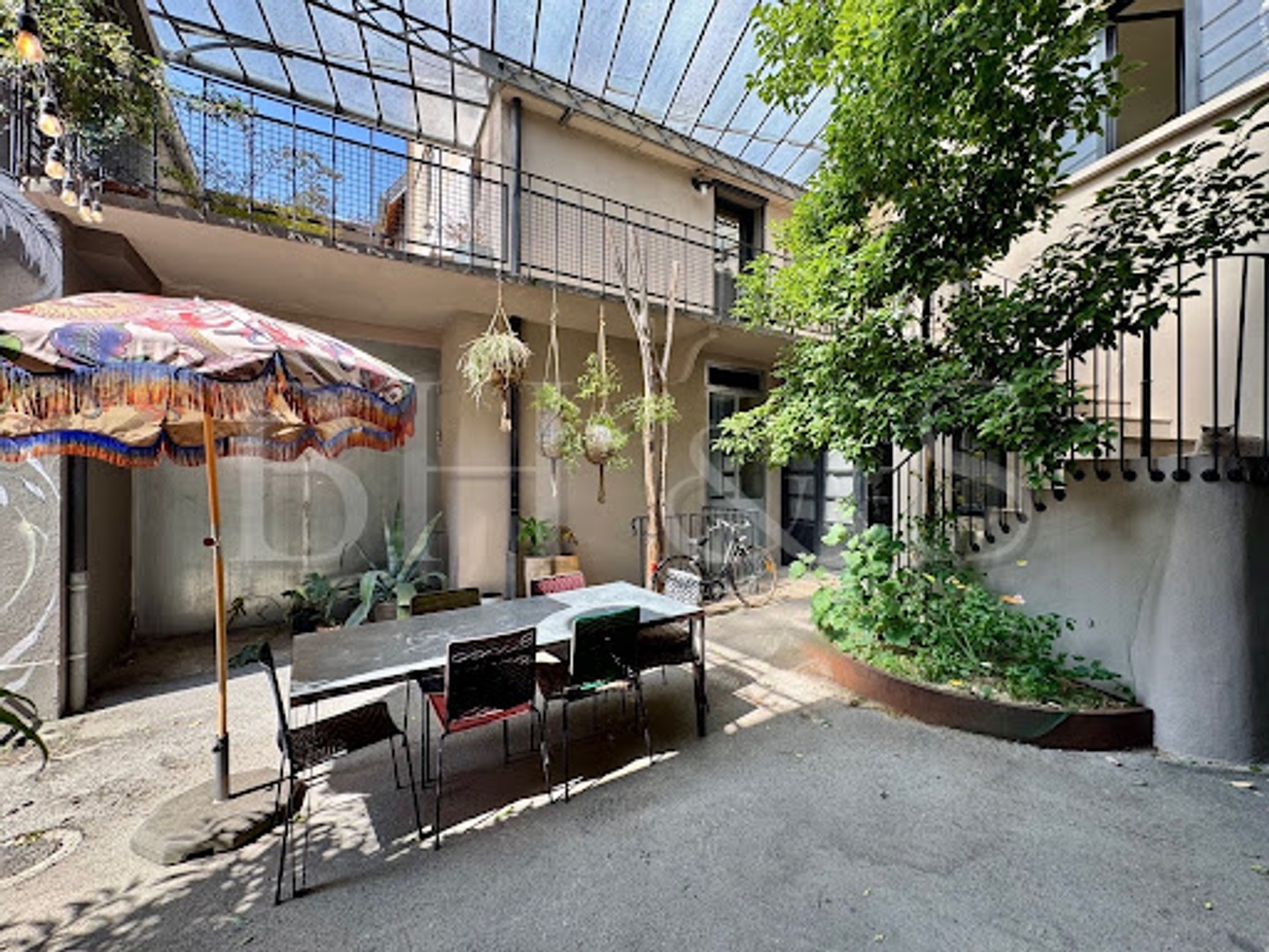 Maison 15 pièces 550 m²