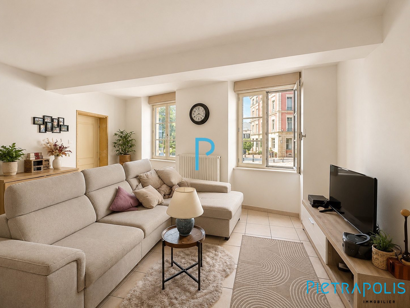 Immeuble à vendre - 277m2 - Tarare (69170)