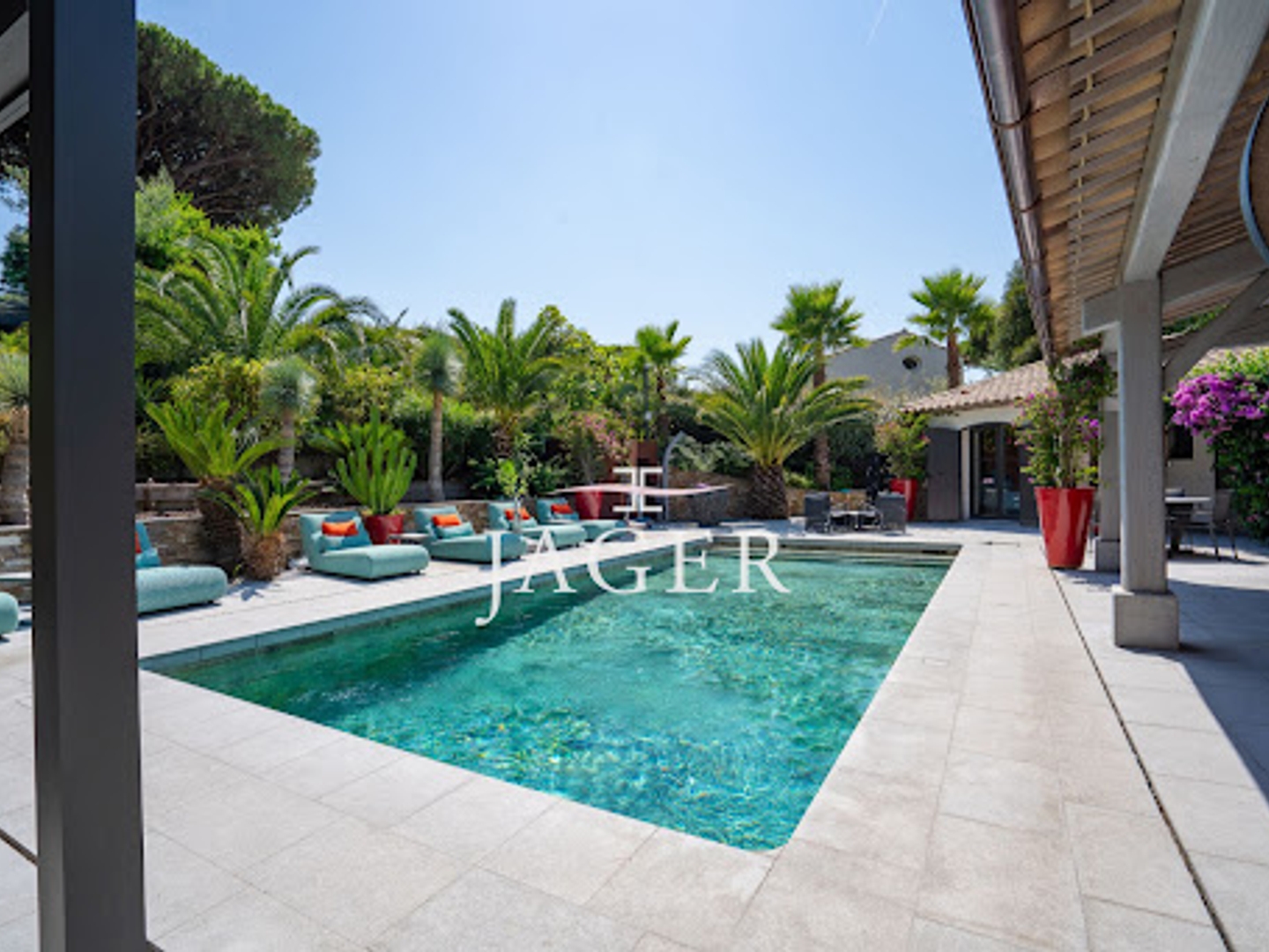 Maison à vendre - 7 pièces - 295m2 - Sainte-Maxime (83120)