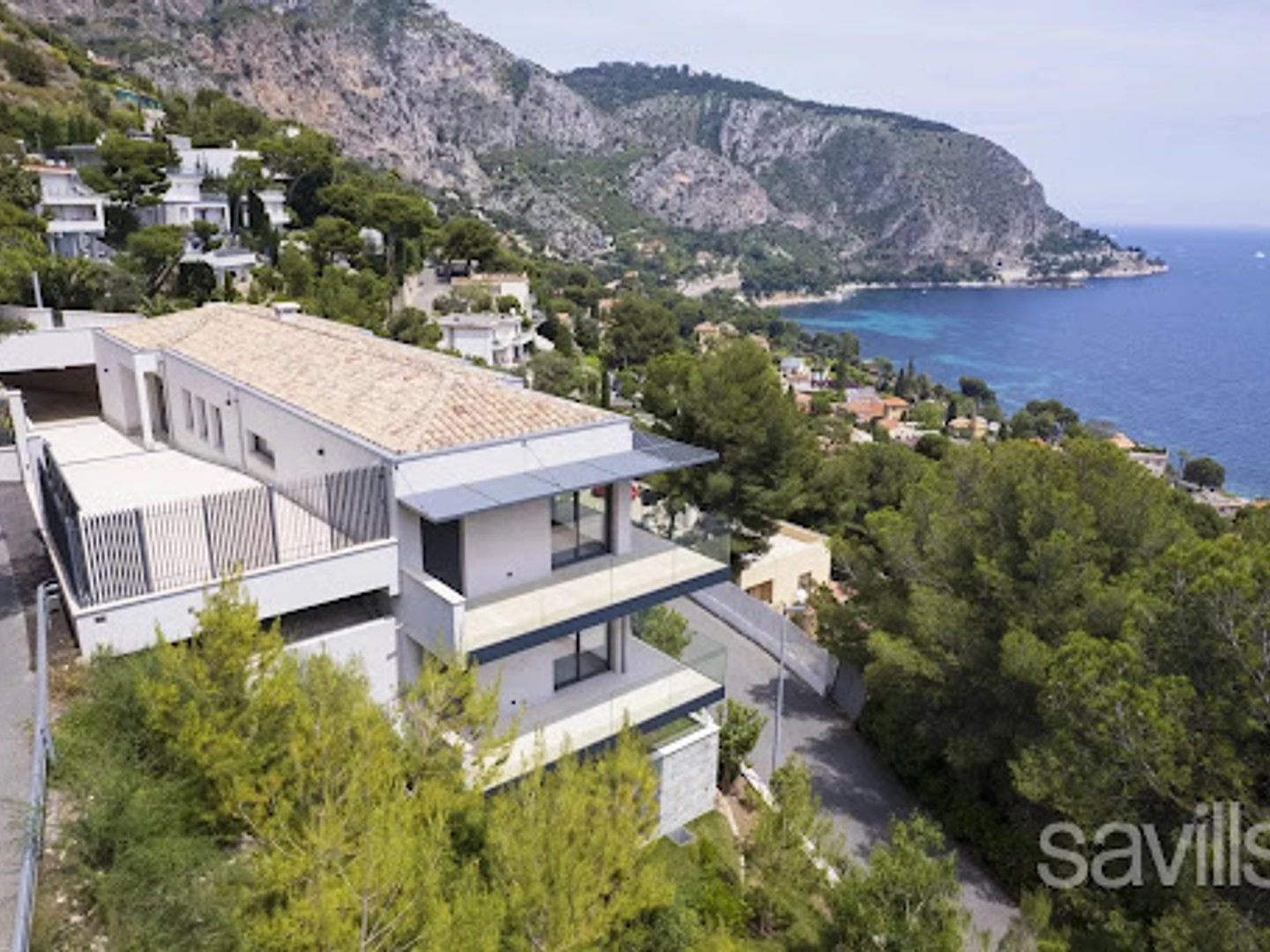 Villa 6 pièces 400 m²