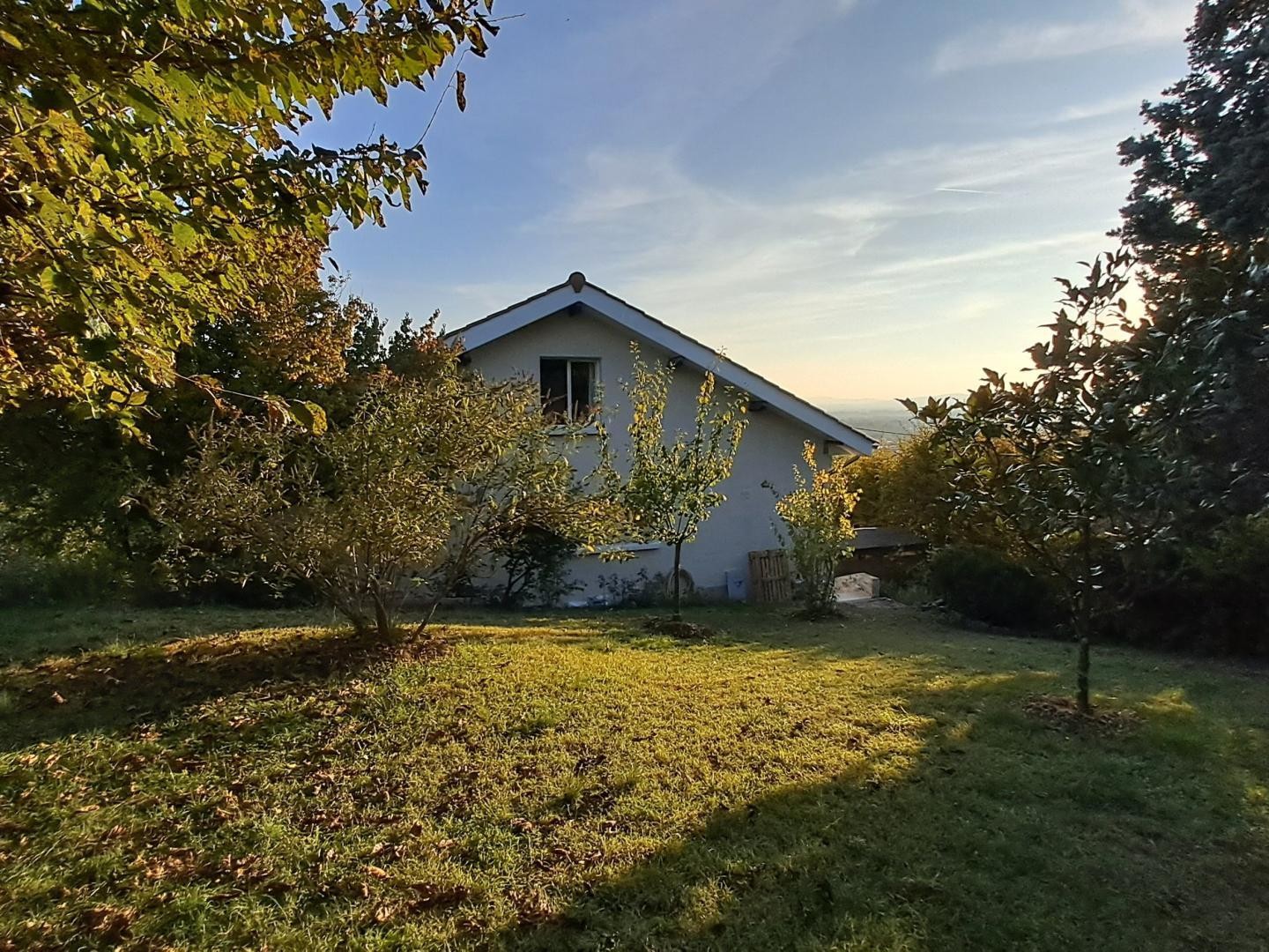 Charmante maison rénovée de 4 chambres à Trévoux