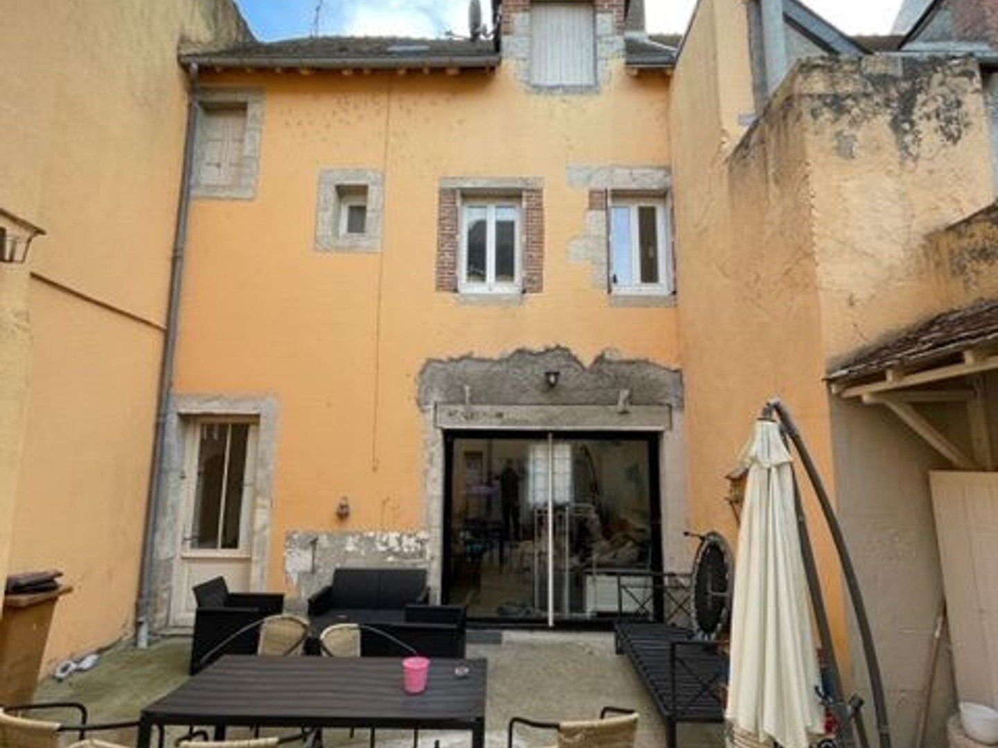 Maison T3 + un studio au coeur de Briare