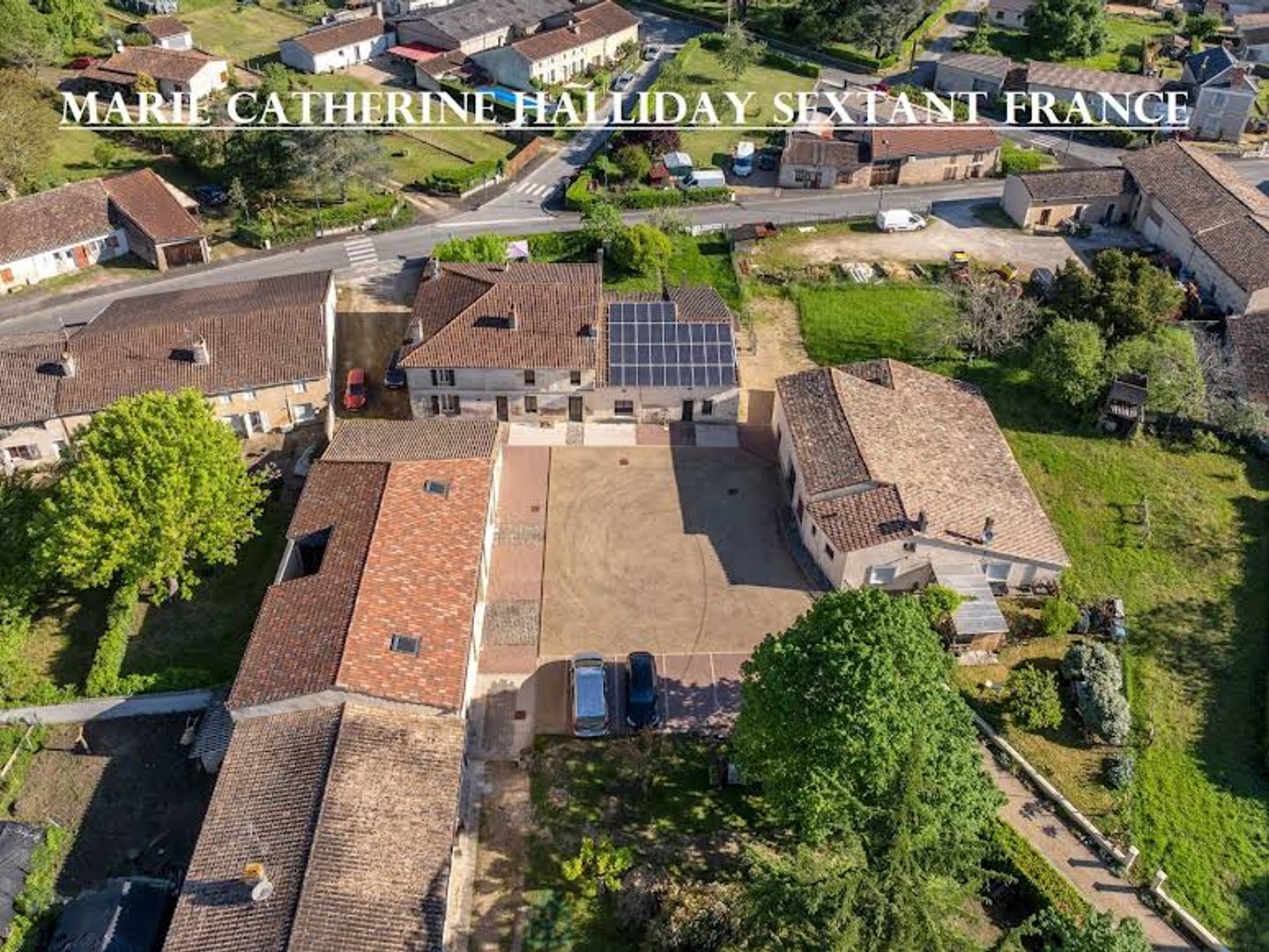 Propriété 1180 m²