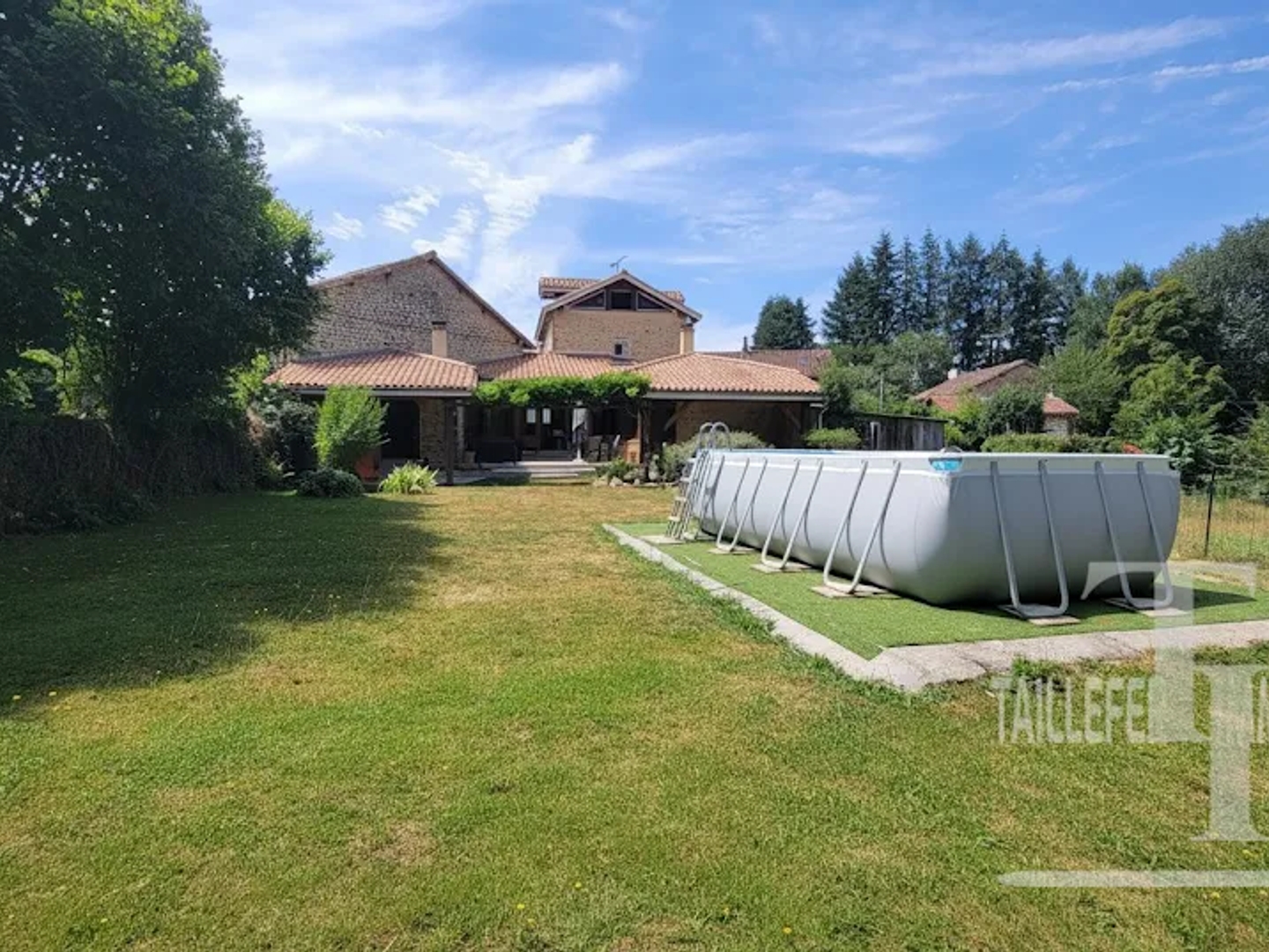 Maison à vendre - 6 pièces - 101m2 - Marval (87440)