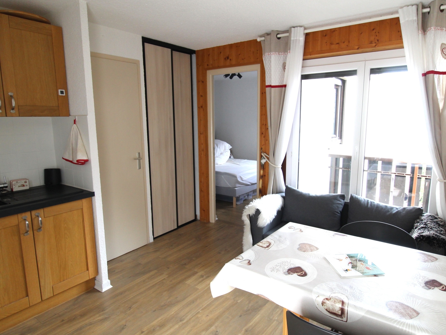 Appartement avec vue exceptionnelle sur le lac Léman et les montagnes - Au pied de la télécabine de Thollon-le