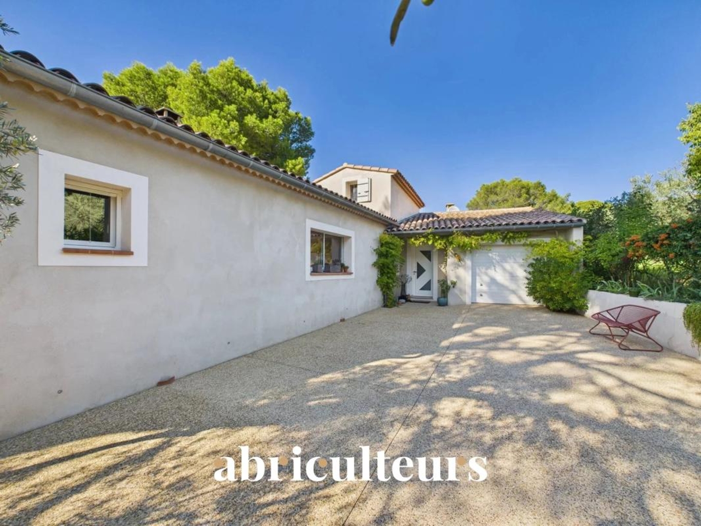Maison à vendre - 5 pièces - 155m2 - Cheval-Blanc (84460)