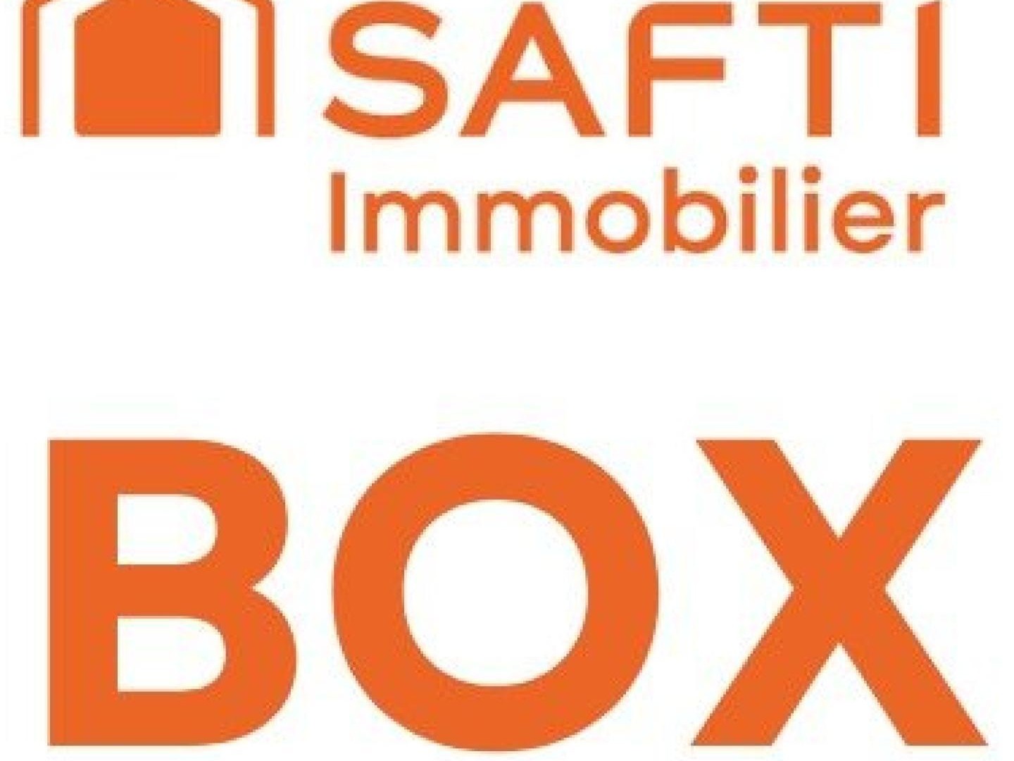 Lots de box proche Ligne 8 Ecole Vétérinaire