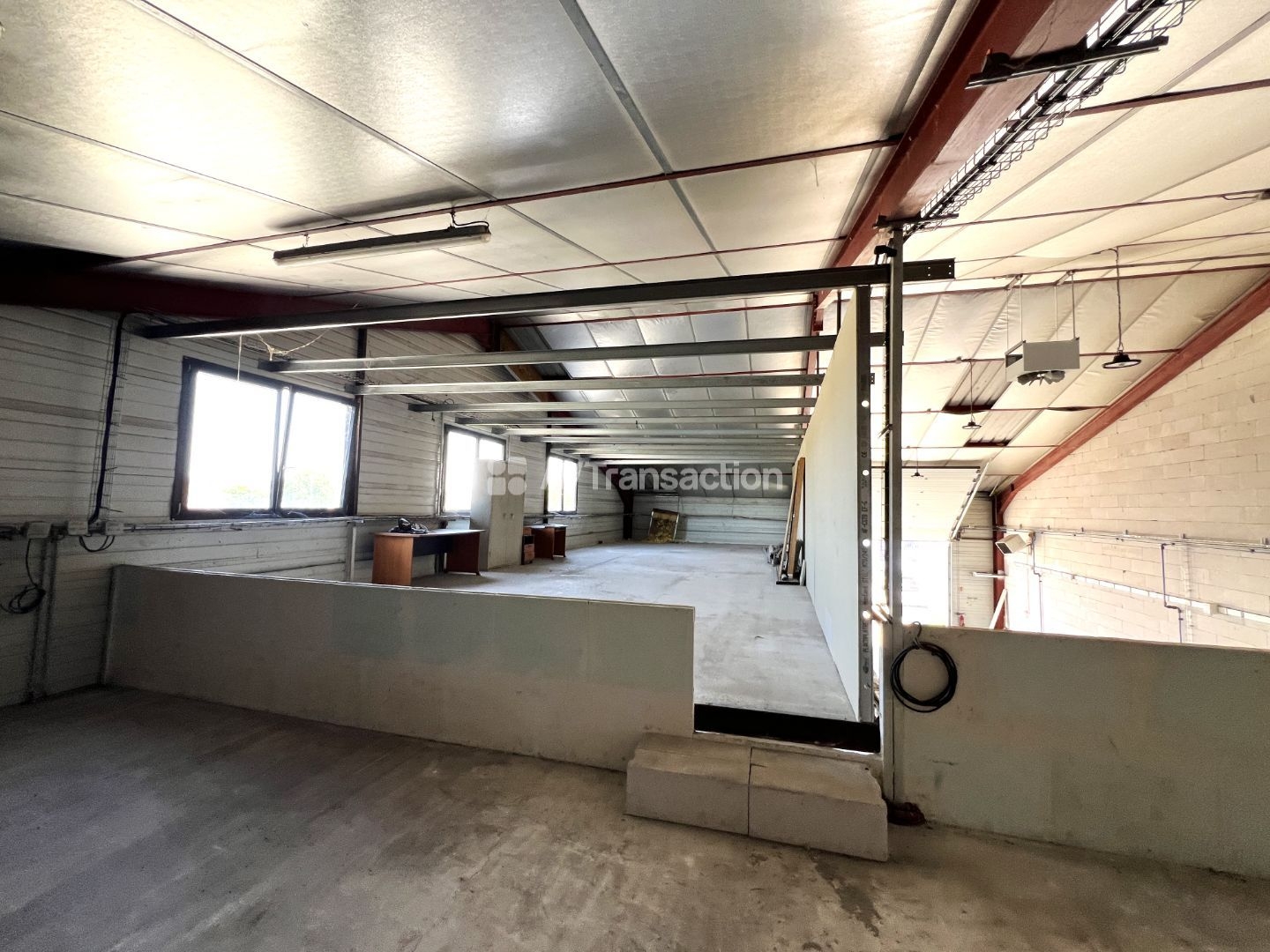 Bureaux à vendre - 4 pièces - 260m2 - Vernon (27200)