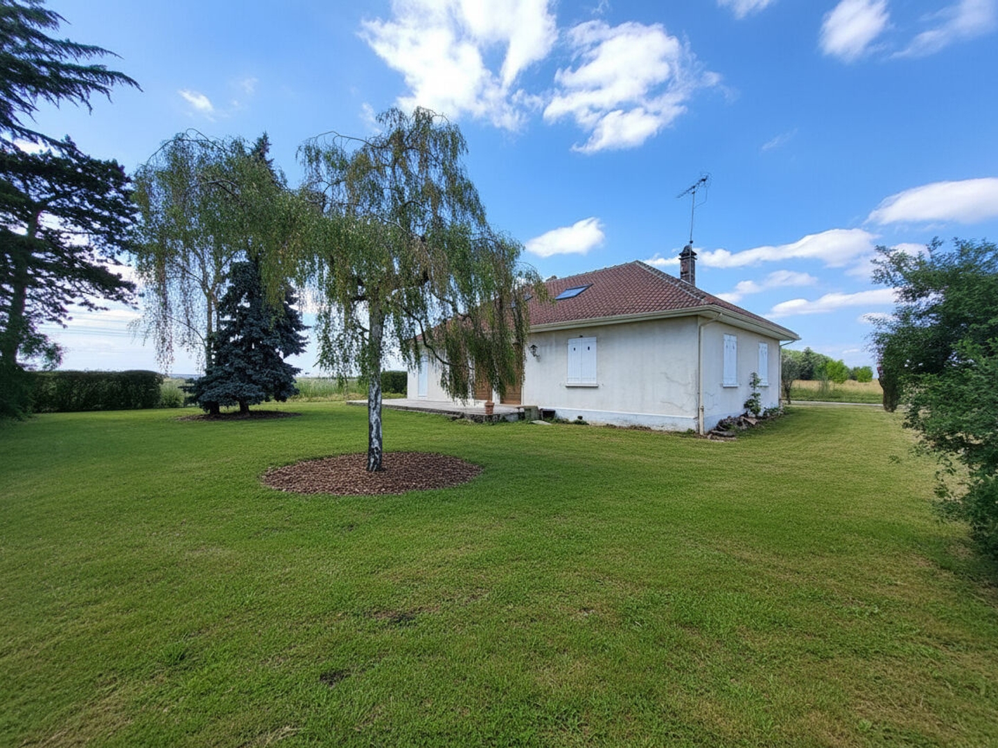 Maison familiale 7 pièces sur grand terrain