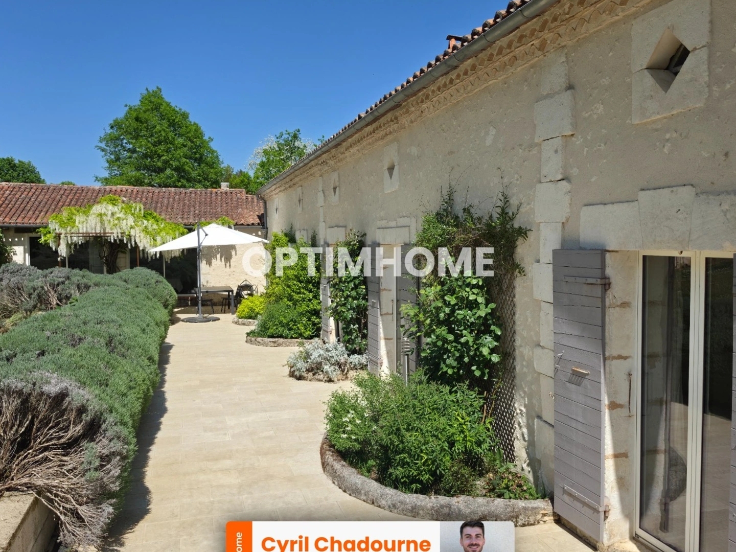 Maison 10 pièces DOUVILLE (24)