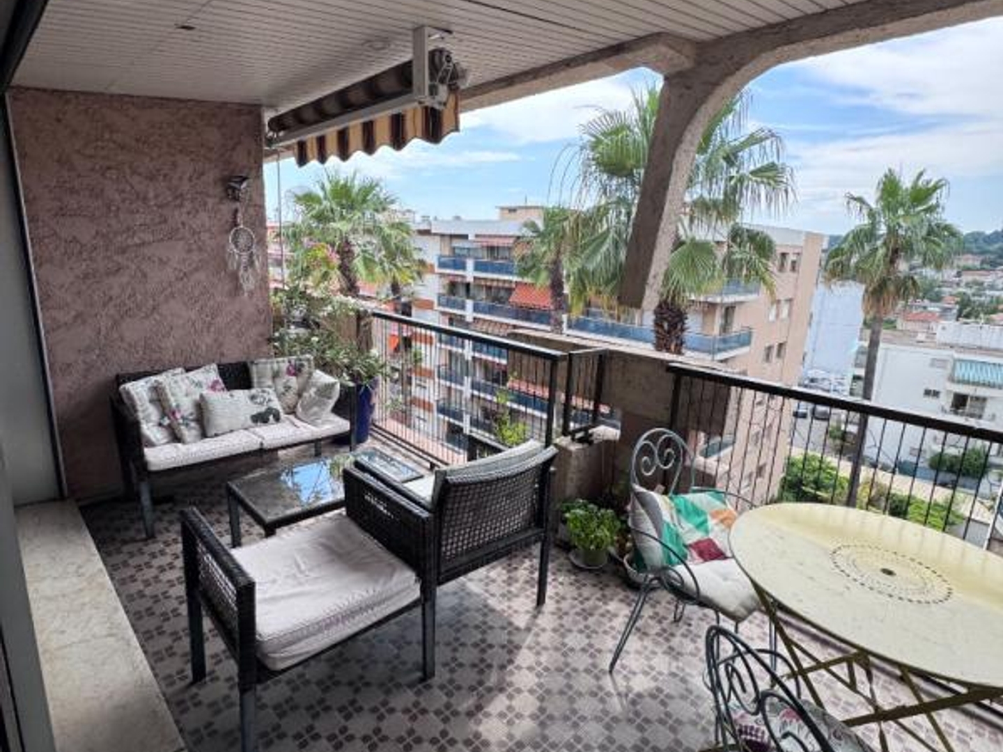 Appartement 2 pièces 63 m²
