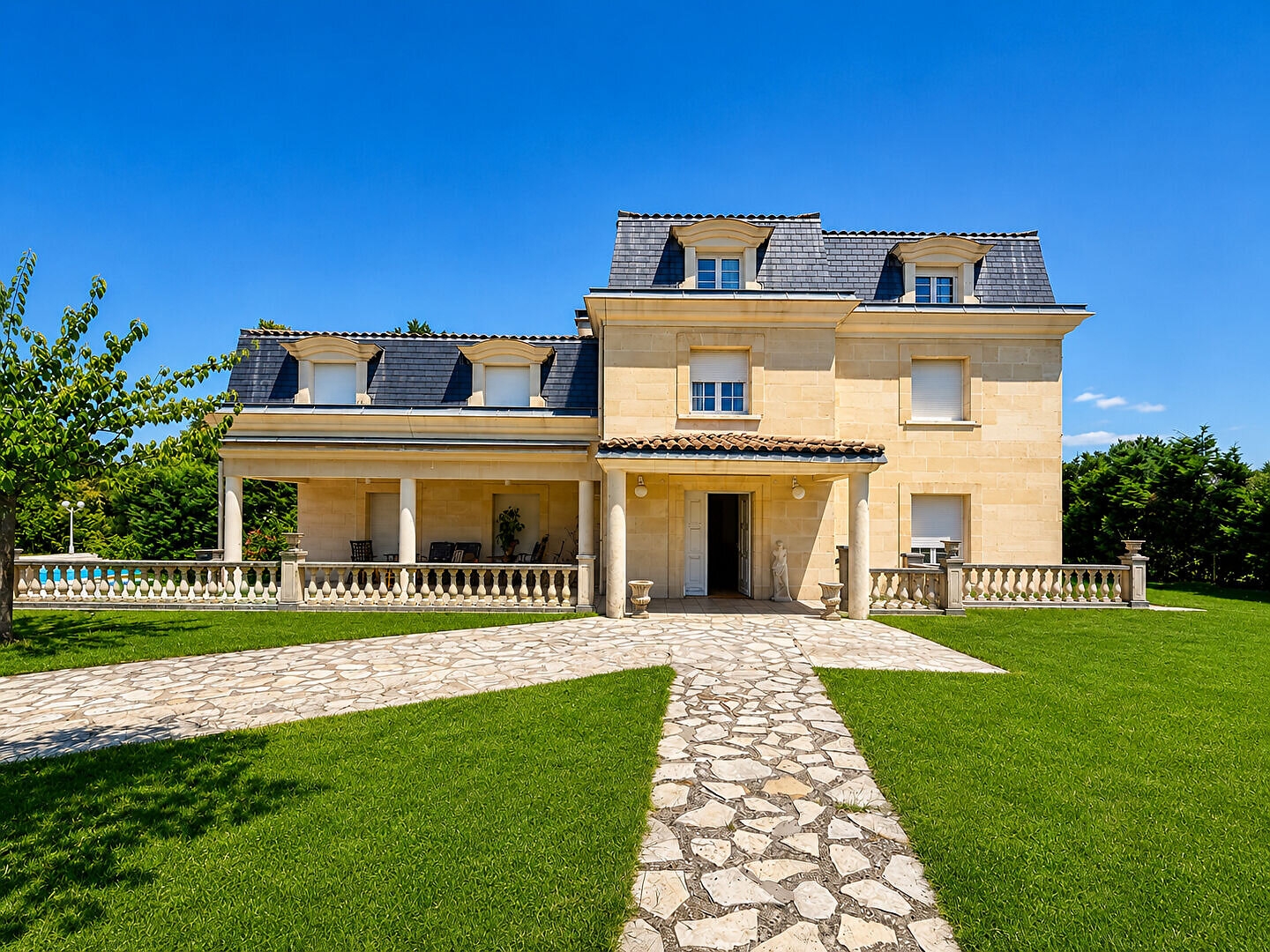 Bureaux à vendre - 12 pièces - 350m2 - Pessac (33600)