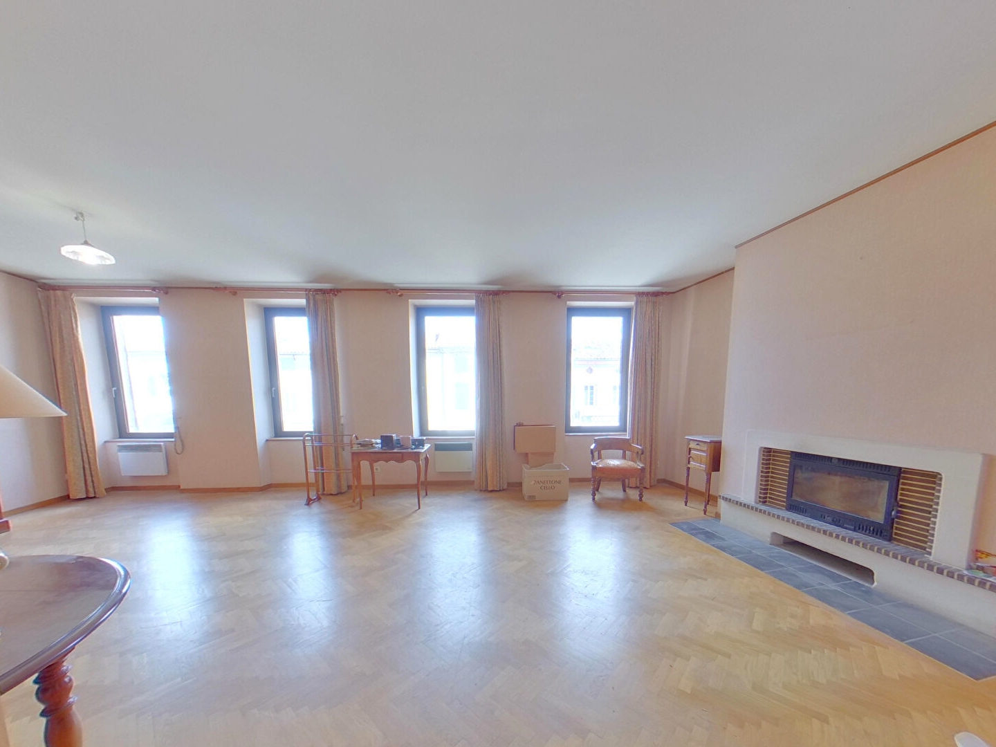 Appartement à vendre - 5 pièces - 120m2 - Caussade (82300)