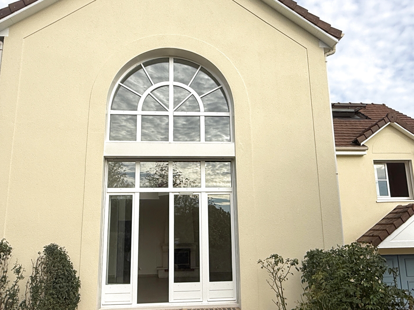 Triel-sur Seine - Maison familiale , 4 chambres - Terrain 975m² - Garage double