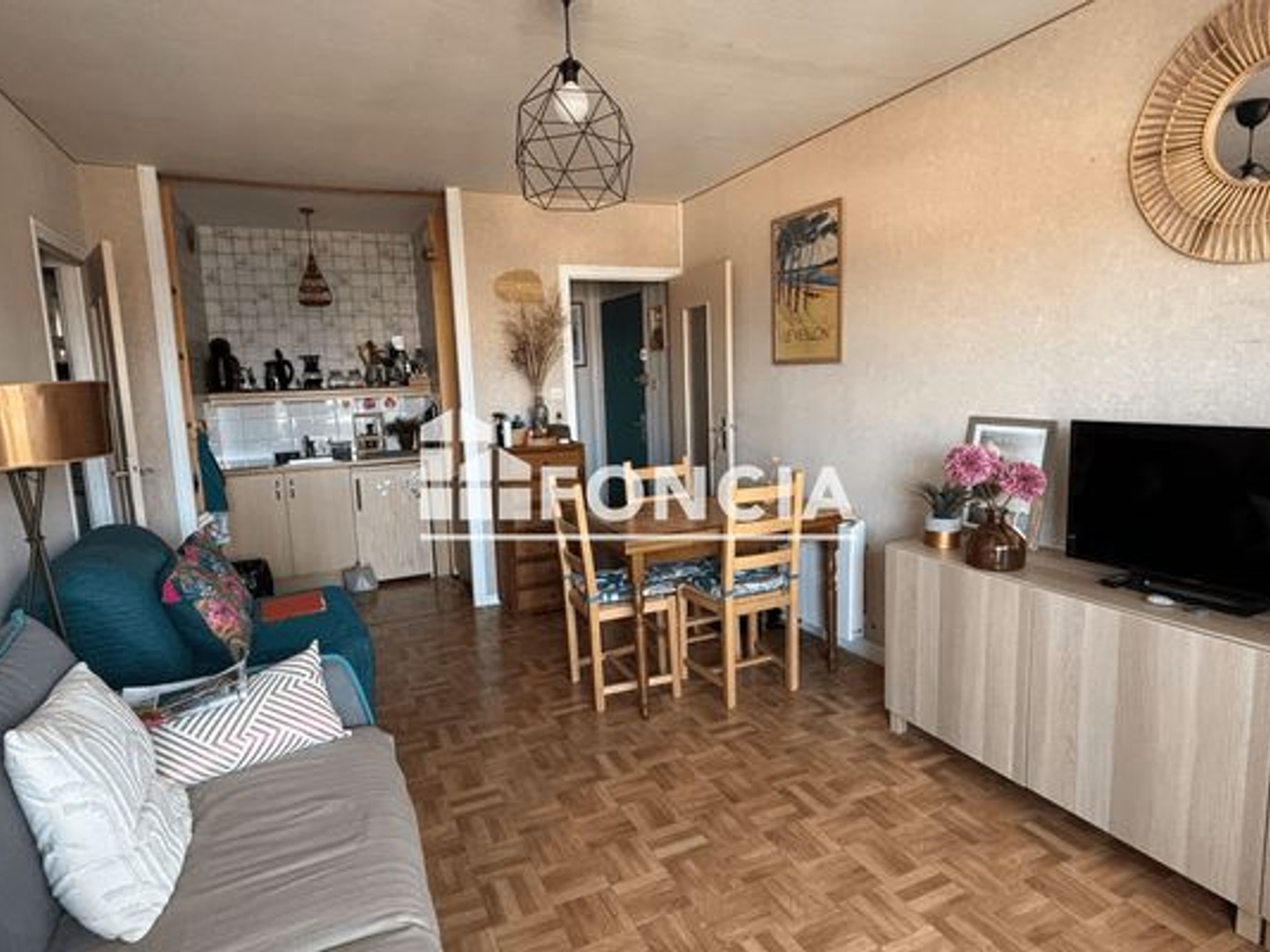 Appartement à vendre - 2 pièces - 34m2 - Saint-Hilaire-De-... (85270)