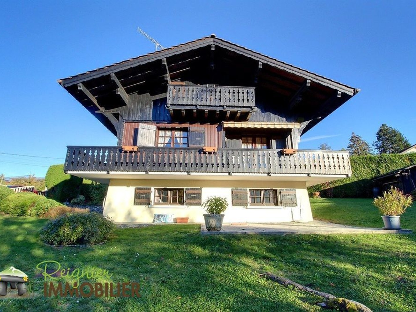 Joli chalet de 110.89m² utiles exposé SUD-OUEST sur 1220 m²