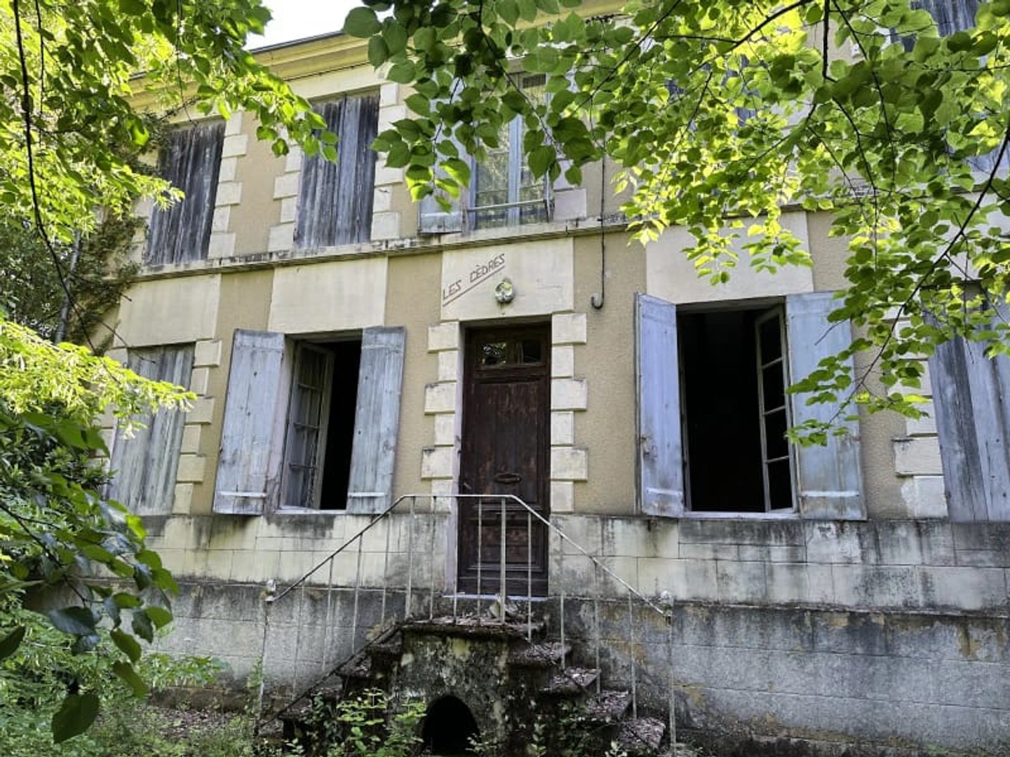 Maison 15 pièces 420 m²
