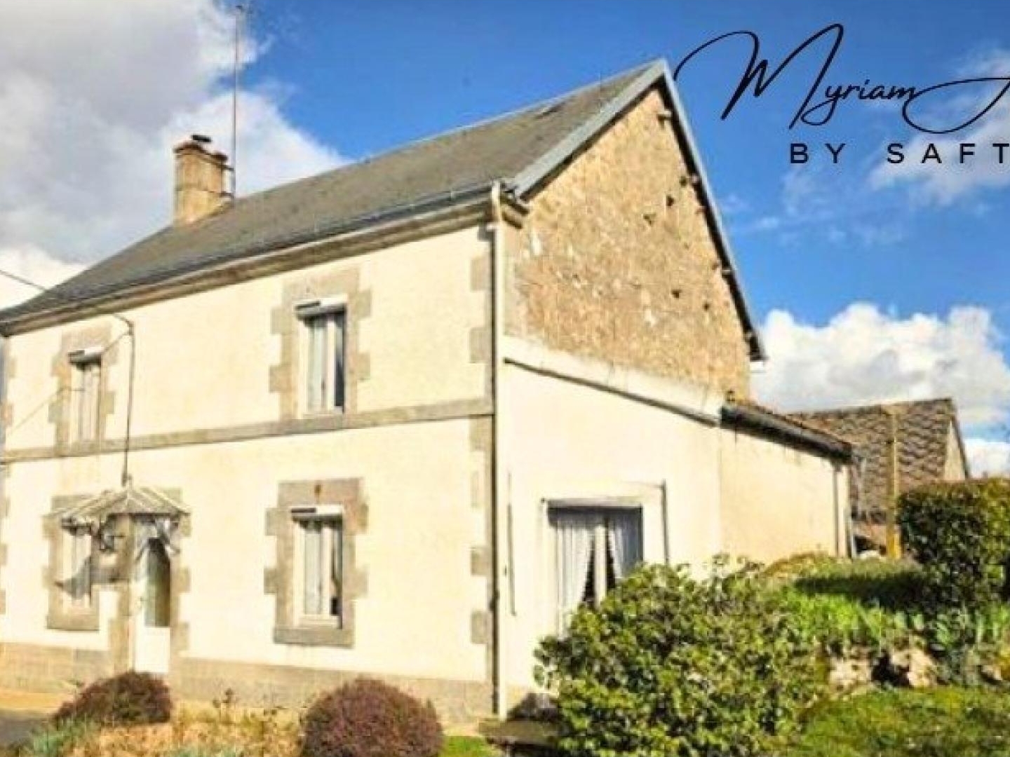 Maison à vendre - 5 pièces - 121m2 - Saint-Priest-La-F... (23300)