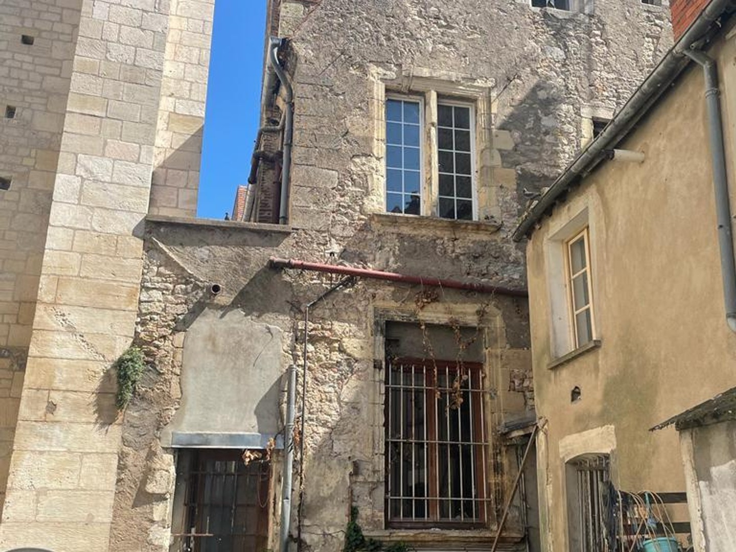 Immeuble 3 lots centre historique UNESCO
