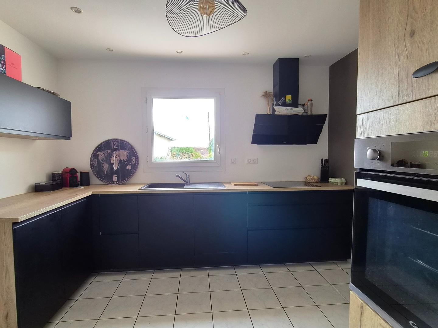 Maison à vendre - 4 pièces - 96m2 - La Salvetat-Belmo... (82230)
