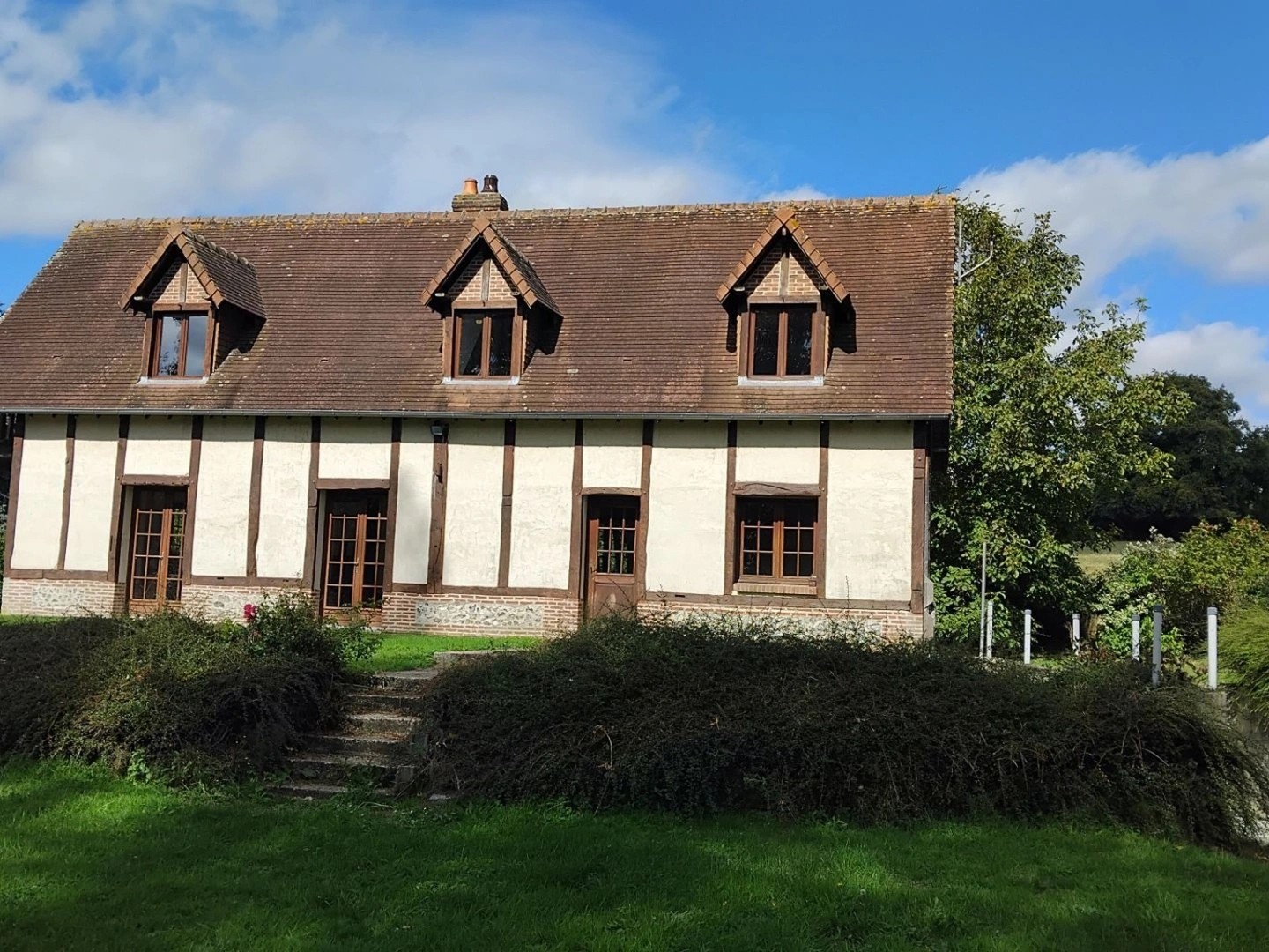 Maison à rénover sur 5000 m2 de terrain
