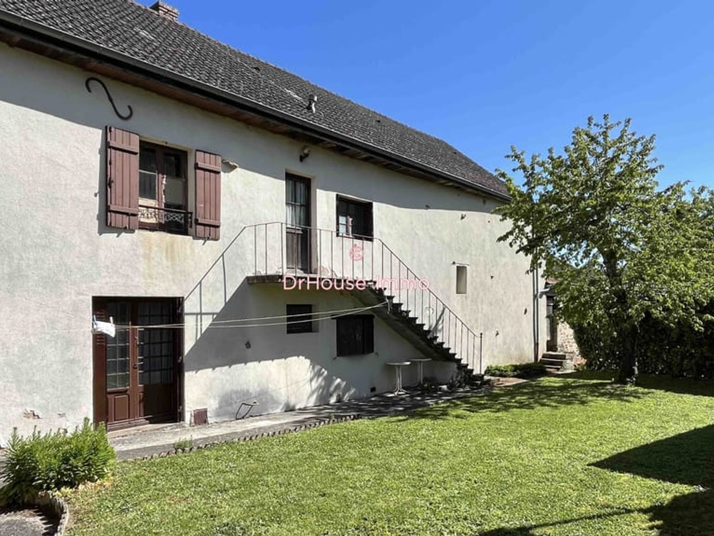 Maison à vendre - 15 pièces - 380m2 - Pontaubert (89200)