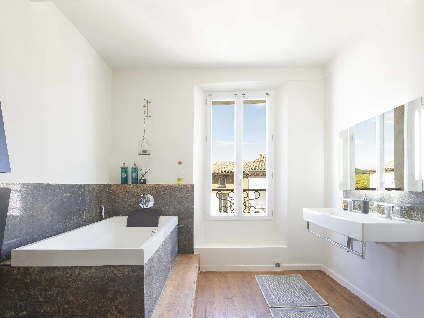Appartement à vendre - 3 pièces - 106m2 - La Garde-Freinet (83680)