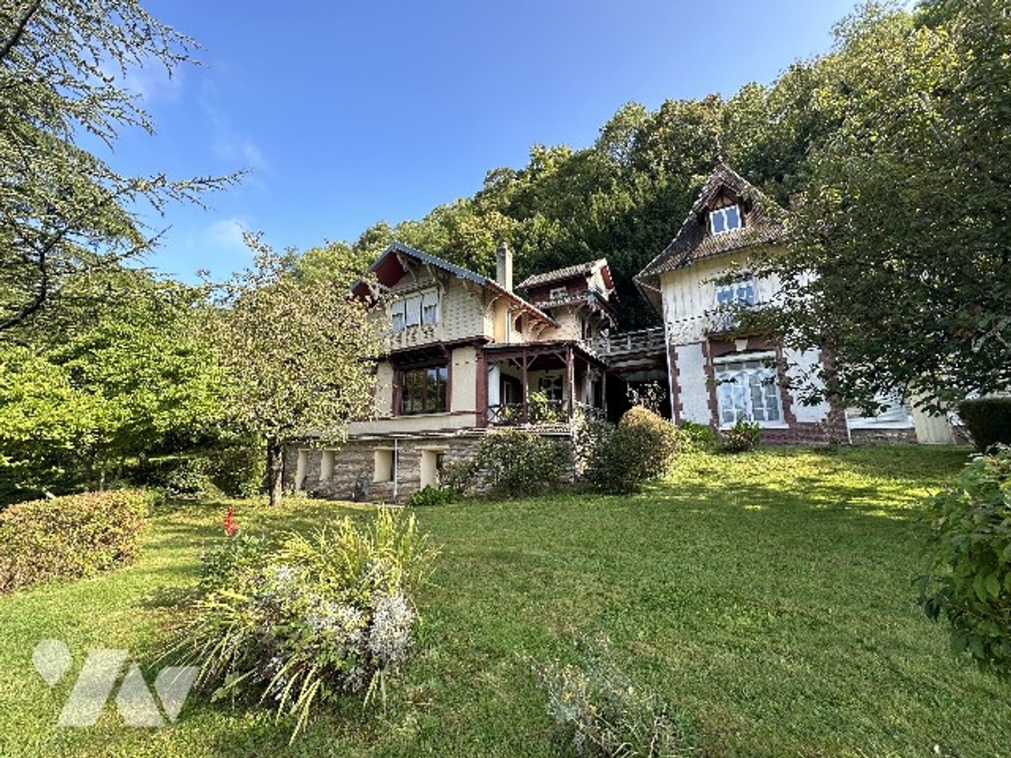 Maison à vendre - 1 pièce - 497m2 - Cormeilles (27260)