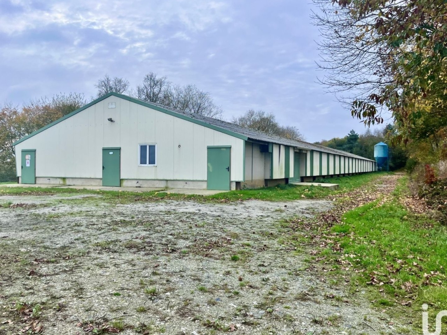 Vente Surface diverse 1 200 m²