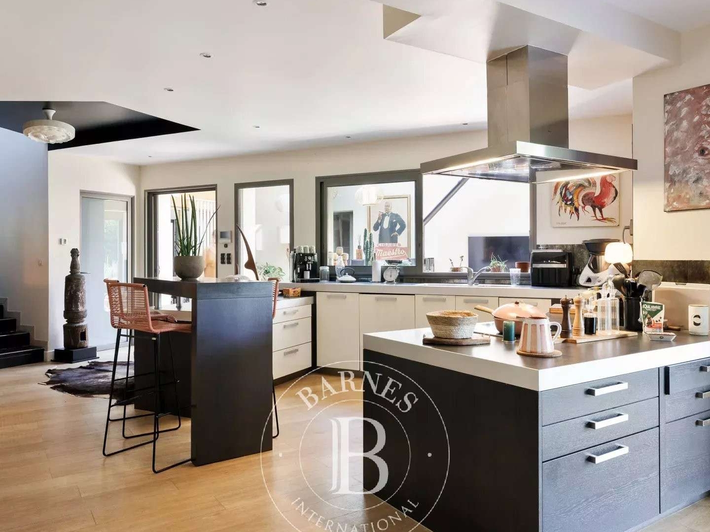 Maison 5 pièces 244 m²