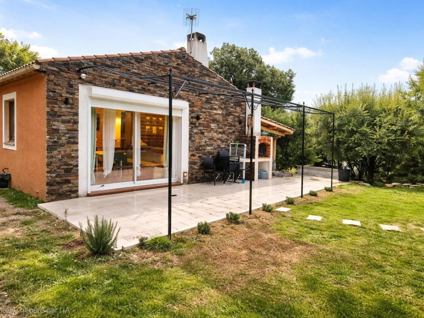 Villa familiale avec piscine ? Calme absolu sur 1500 m² de terrain